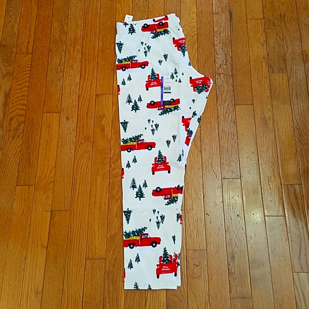 5 for $20  No Boundaries christmas leggings size size XXL/2XG